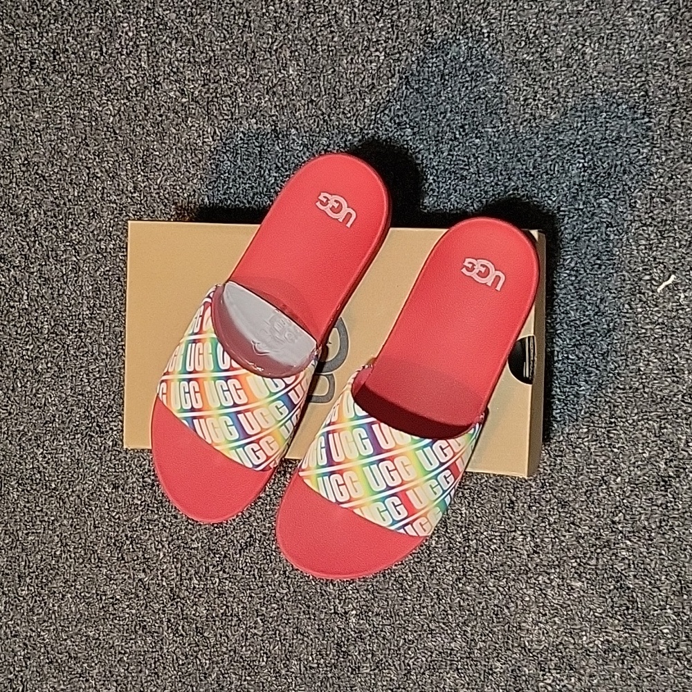 Girl's UGG Slides